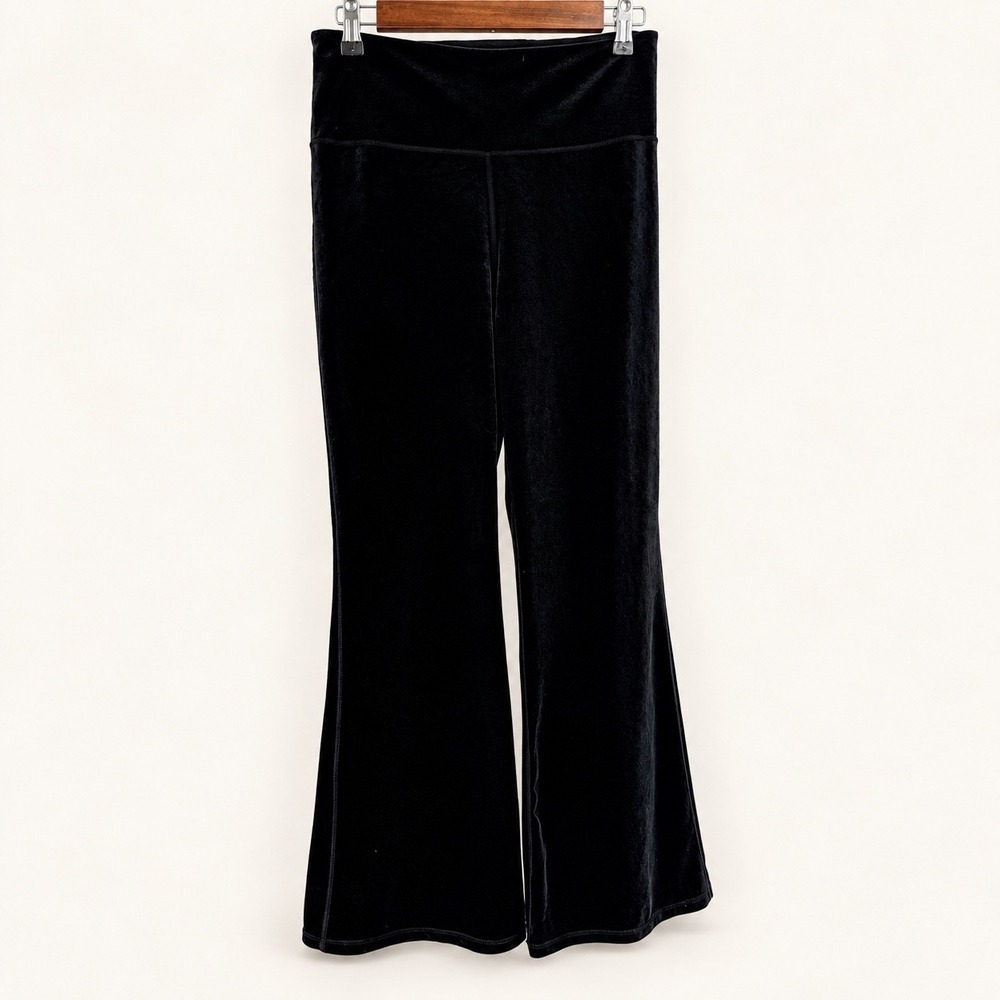 Athleta Medium Elation Velvet Flare Pants High Rise Stretch Goth Chic Holiday
